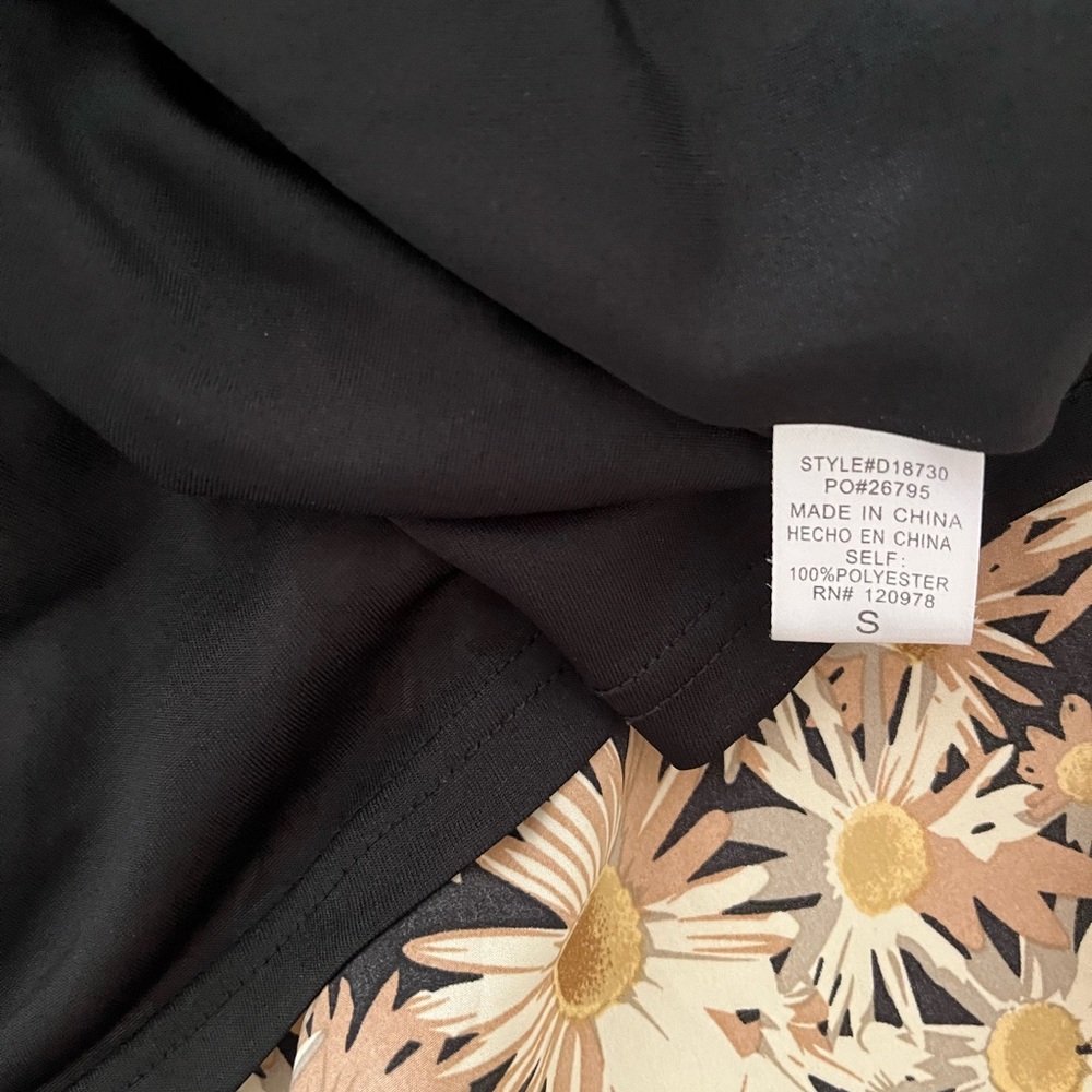 HERE / NOW floral tiered dress - Picture 7 of 7